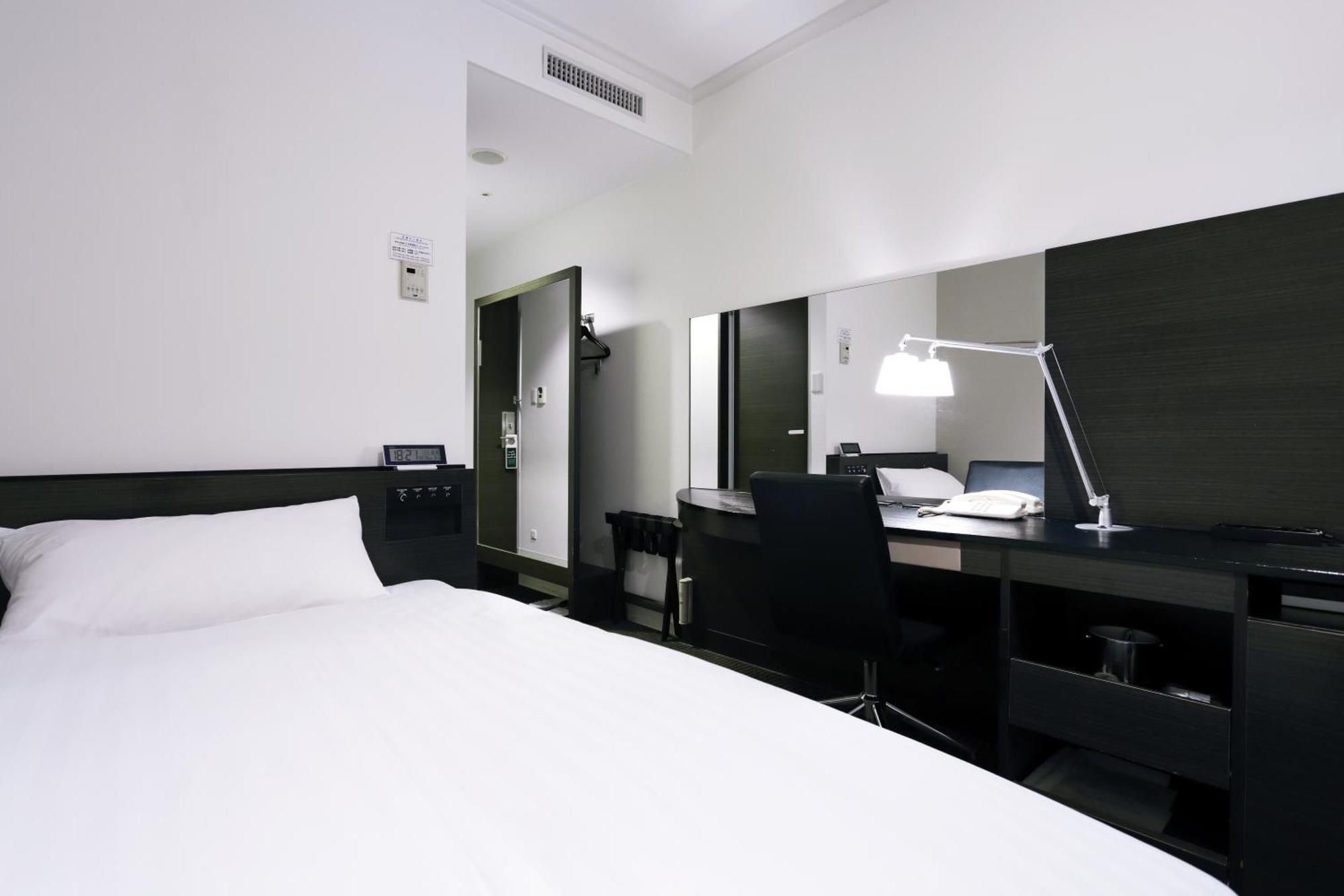 Palace Hotel Omiya Saitama Exterior photo
